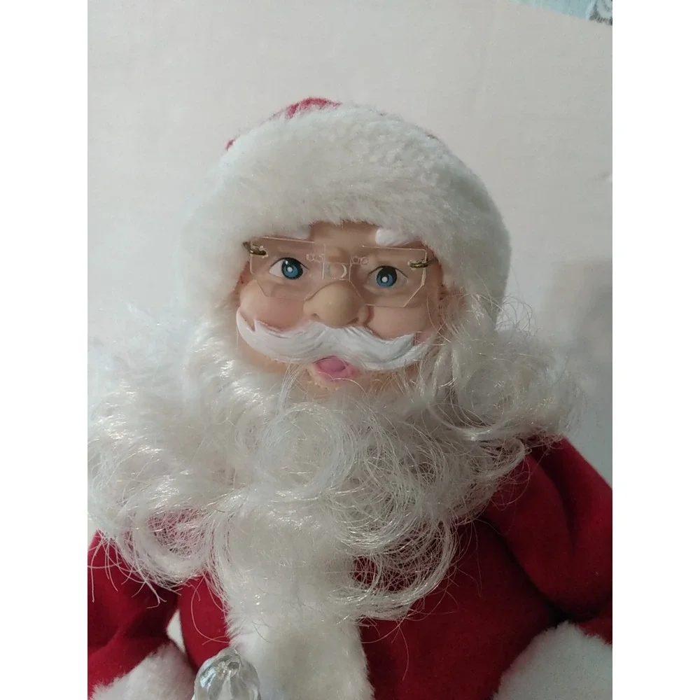 VTG Mr Santa Favorite Folks Music & Illuminated Figurine 15